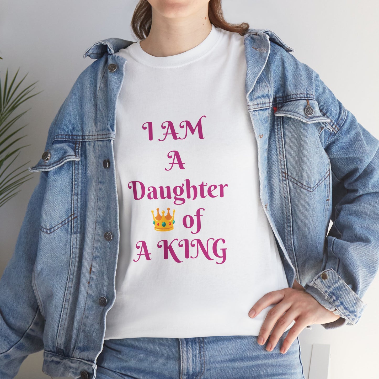 I Am A Daughter of A King  Pink Lettering T-shirt Women